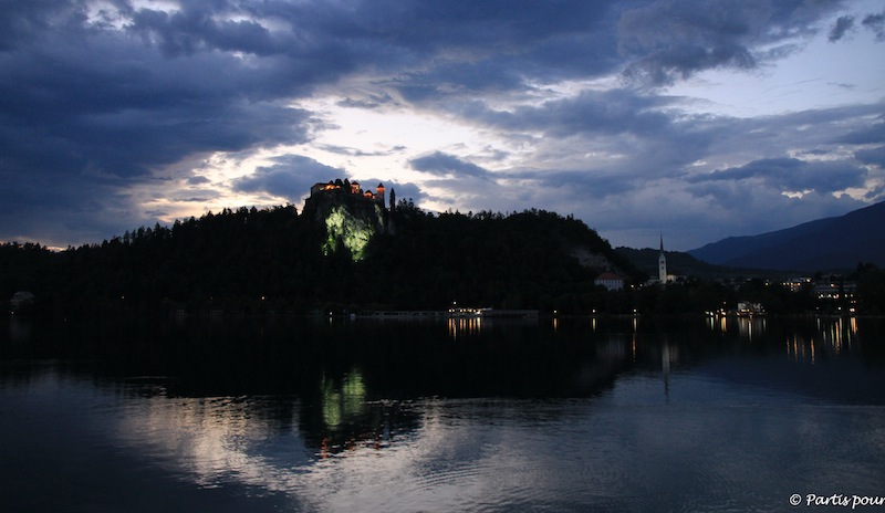 bled_enfants_château