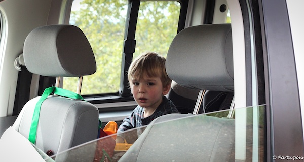 Les enfants en voiture c'est le pied avec Zigoniric !