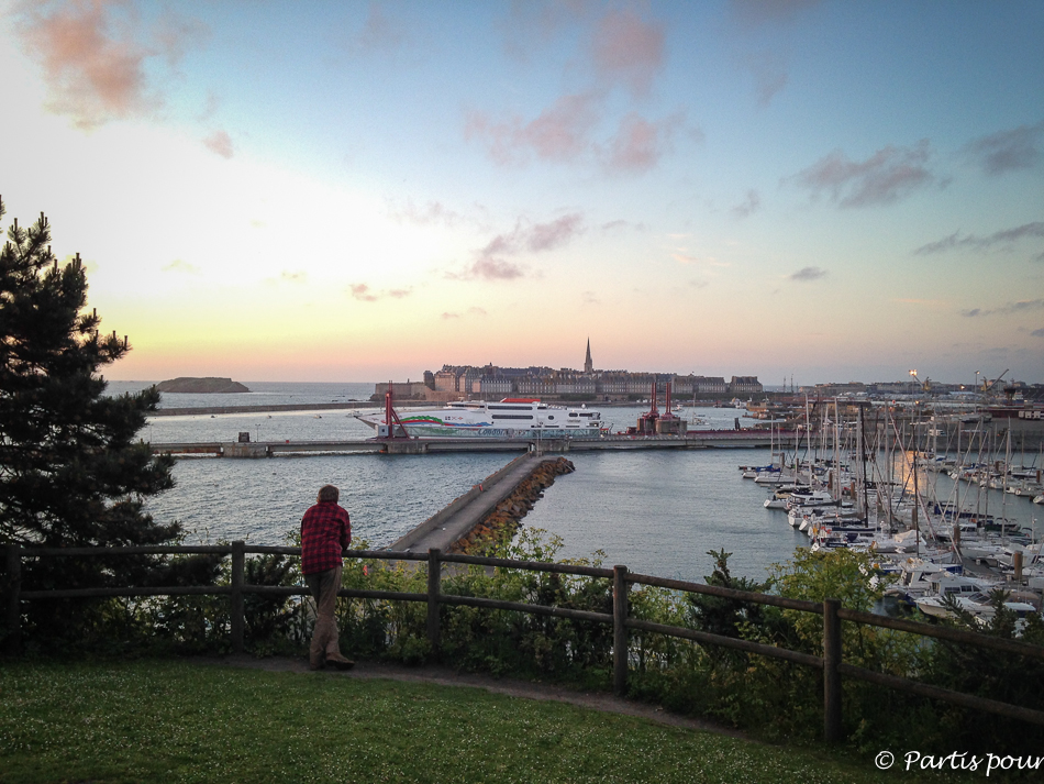 Vue sur Saint-Malo Intra Muros. Bonnes adresses à Saint-Malo