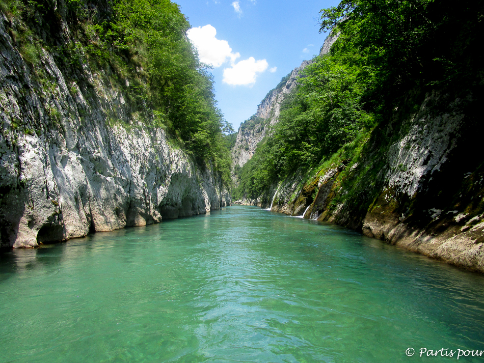 Rafting sur la Neretva, Bosnie-Herzégovine. Cinq jours sur les routes de l'Herzégovine