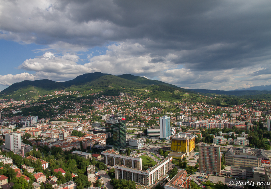 Tours Unis, Sarajevo. Les Ailes de Sarajevo, Bill Carter